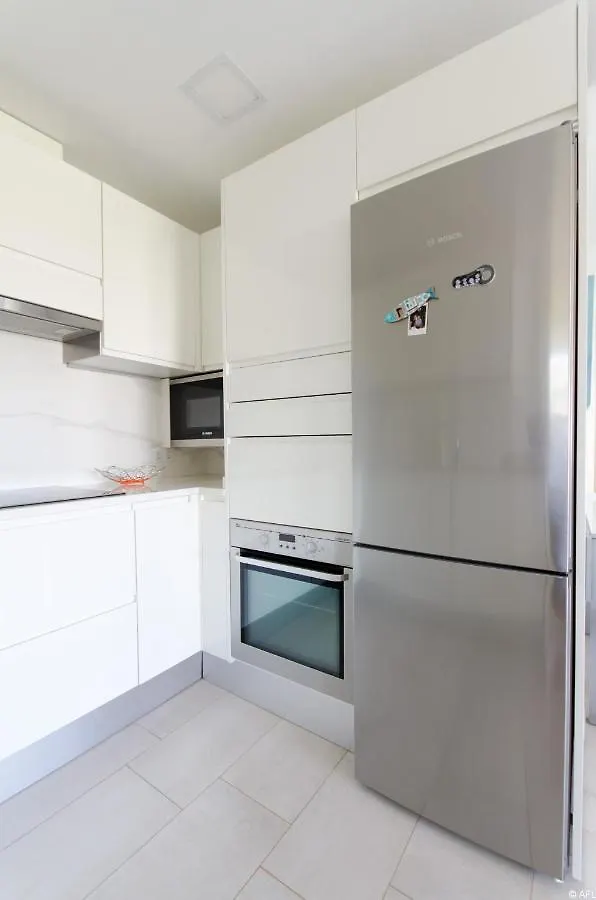 Holiday Apartment With Direct Sea Promenade Access 马斯帕洛马斯